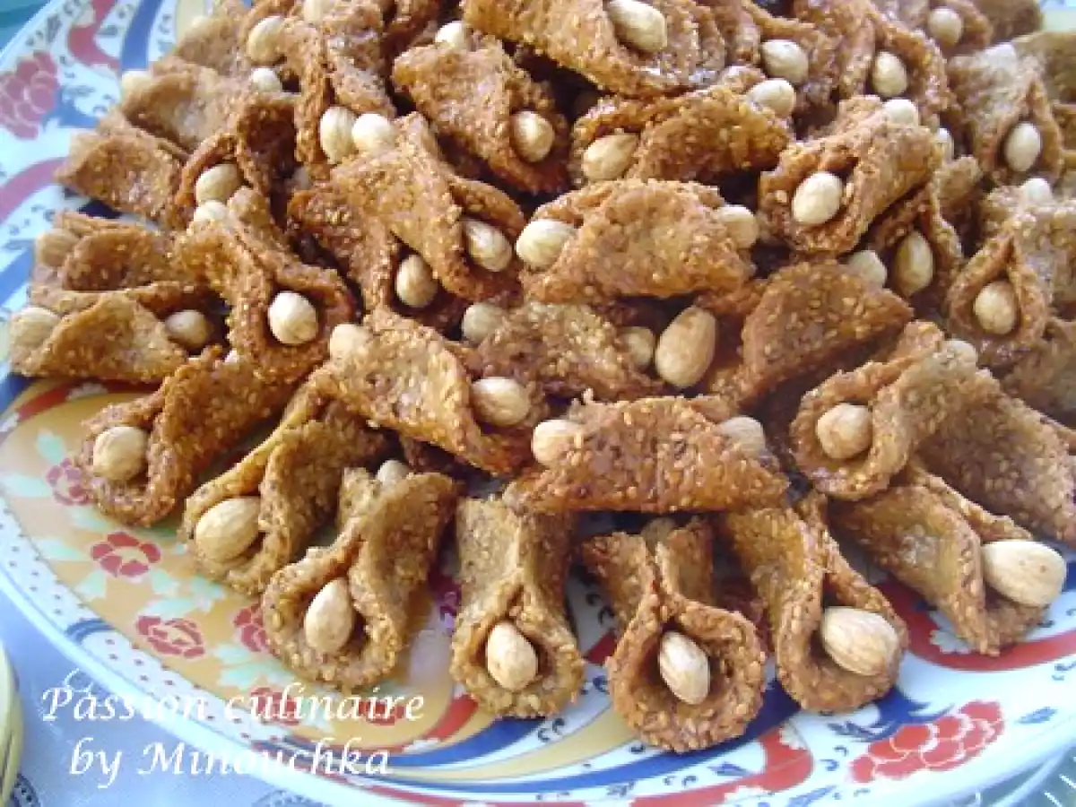 Blighates : Babouches au sésame