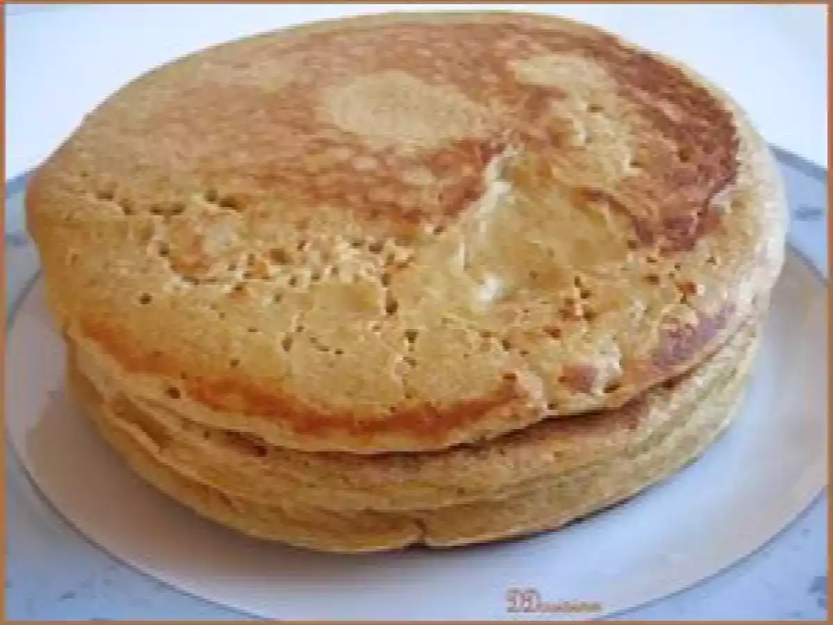 Blinis à l'italienne au jambon de Parme, à la mâche et aux tomates séchées