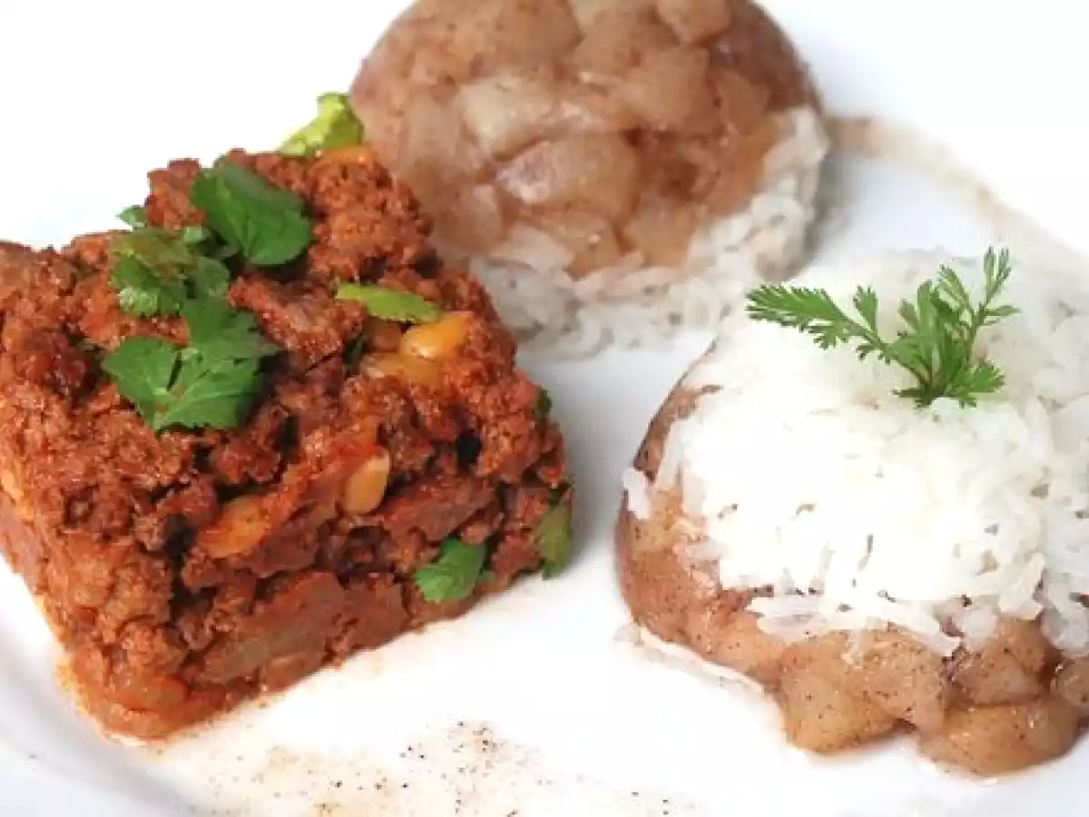 Boeuf à l'orientale, pommes cannelle et riz