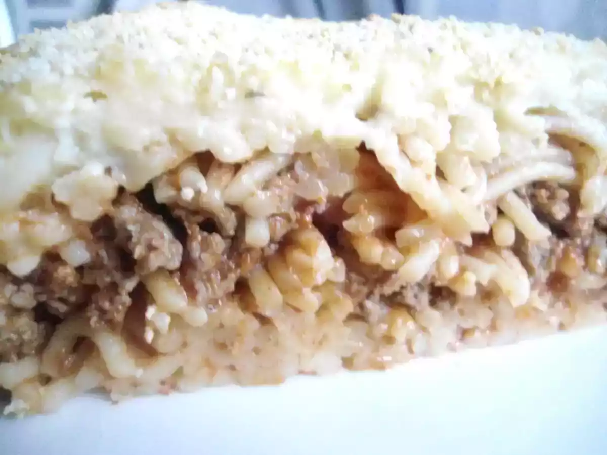 BOEUF AUX PÂTES GRATINÉES