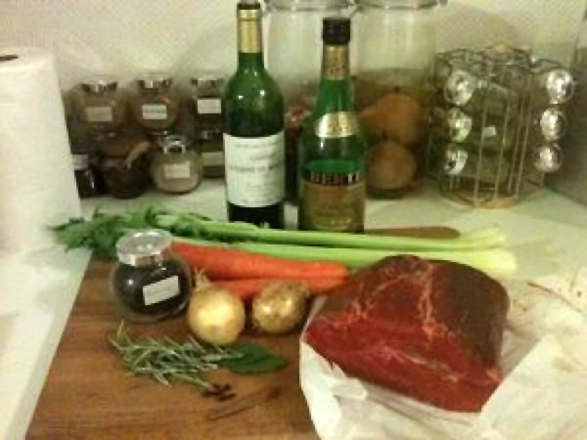 Boeuf braisé au Barolo - Brasato al Barolo (Italie) - photo 3