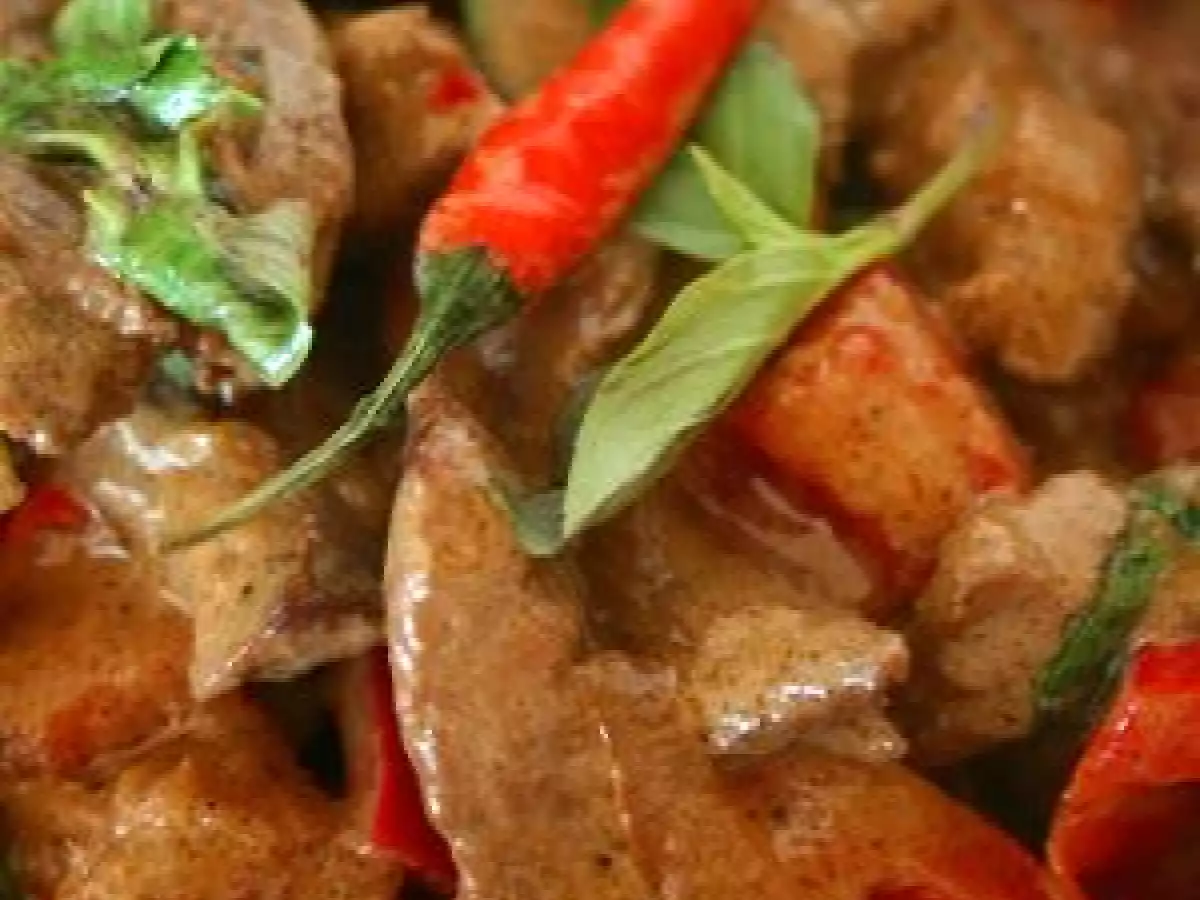 Boeuf piquant au lait de coco (Thaïlande)