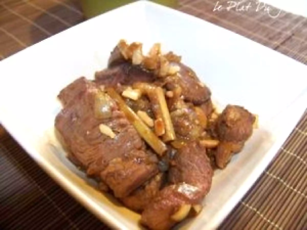 Boeuf sauté à la citronnelle et aux cacahuètes - photo 2