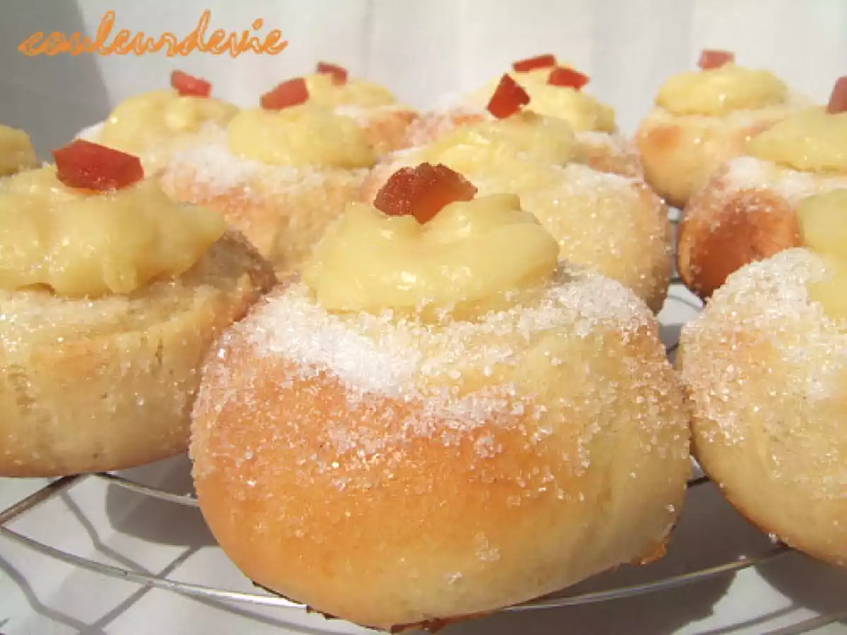 Bouchées à la crème pâtissière