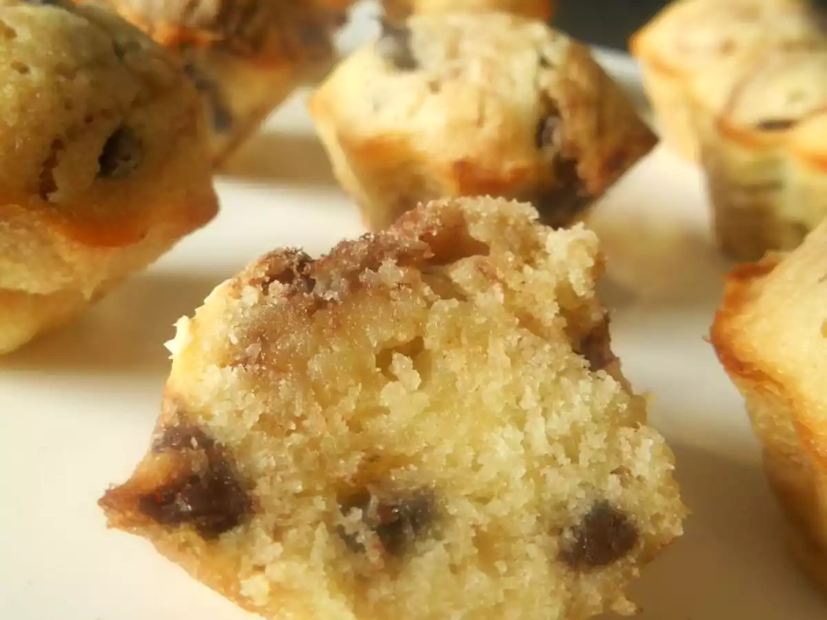 BOUCHÉES AU CHOCOLAT BLANC & PÉPITES DE CHOCOLAT - photo 2
