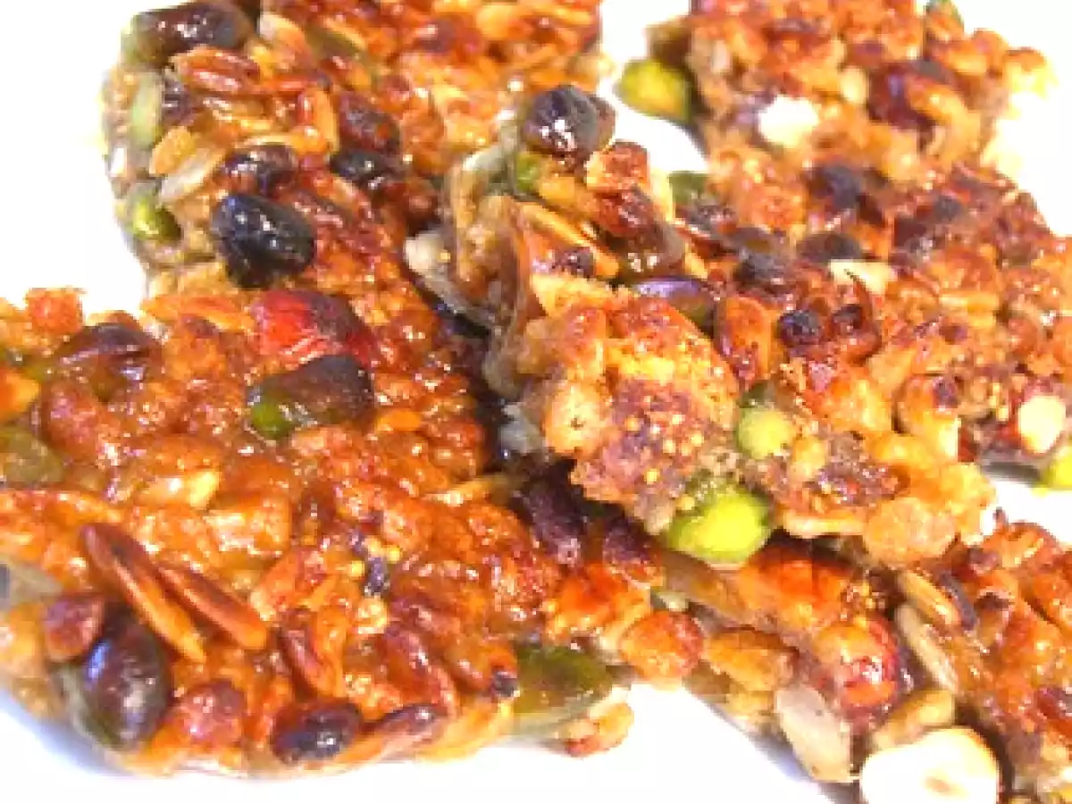 Bouchées au riz soufflé et noix