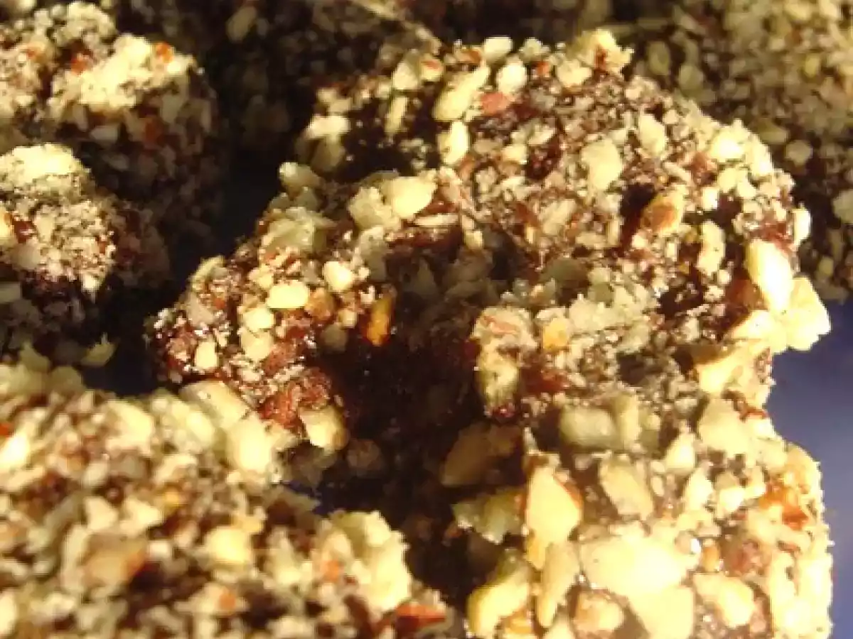 Bouchées chocolat noir noisettes caramel