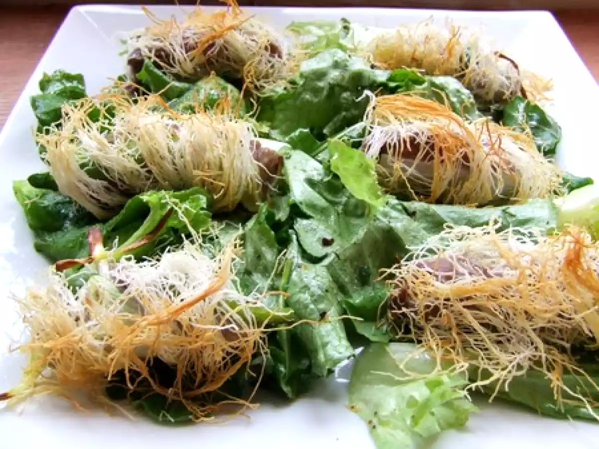 Bouchées d'agneau en kadaïf, salade à la menthe