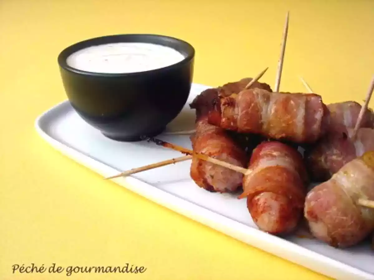 Bouchées de chipolatas aux épices, sauce yaourt - photo 2