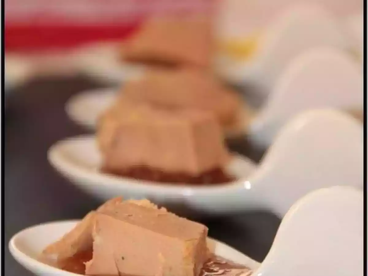 Bouchées de foie gras au confit de figues en amuses-bouche