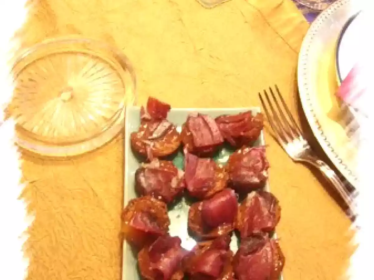 Bouchées de pain d'épices au chutney de mangues et magret de canard