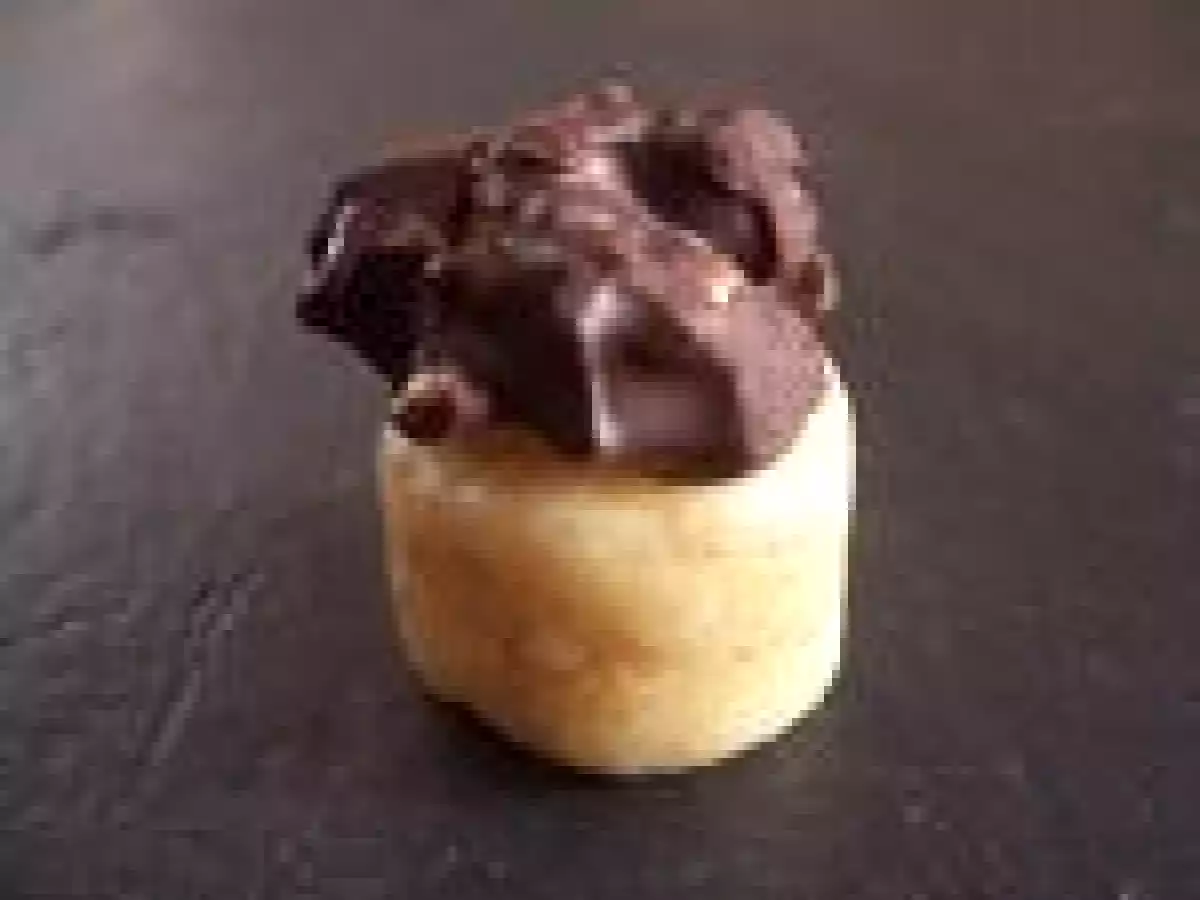 **Bouchées Fondantes A La Noix Et Au Rhum**