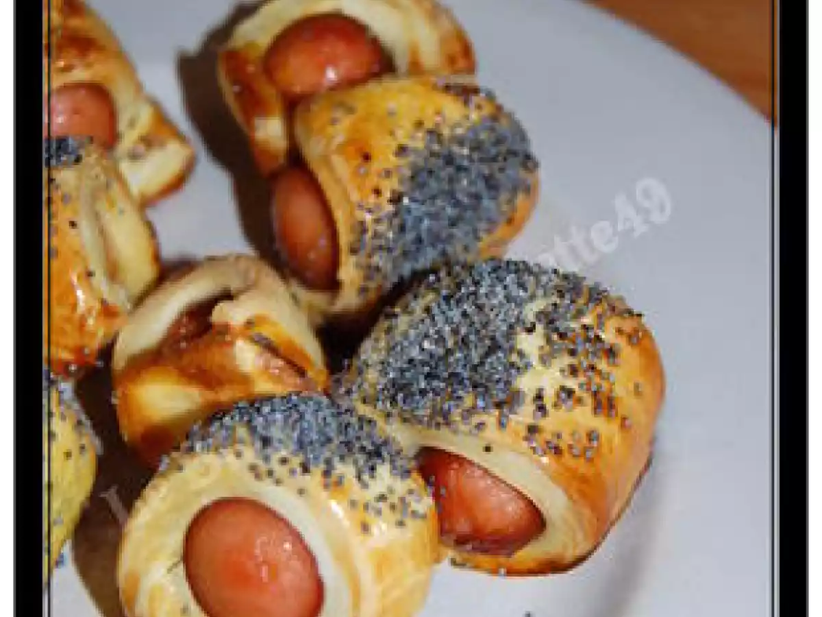 BOUCHONS COURGETTES/THON et BOUCHEES KNACKI (Assiette Apéro suite et fin) - photo 2