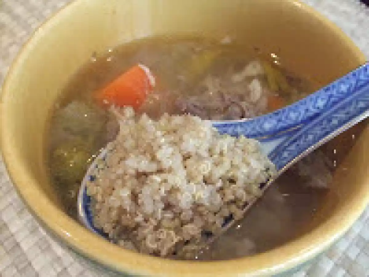 Bouillon de poule au quinoa, spécial détox