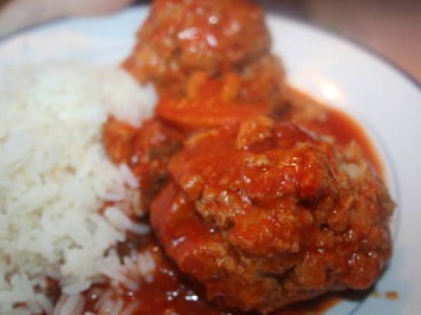 Boulettes à la moutarde sauce tomates