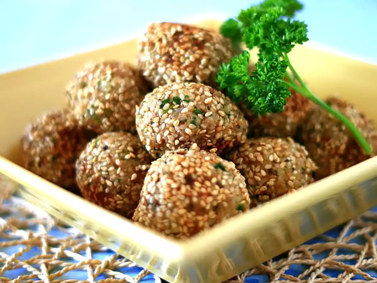 Boulettes d'agneau aux herbes et à la purée de sésame - photo 3