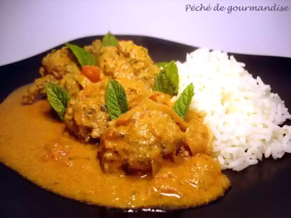 Boulettes d'agneau en sauce au garam masala