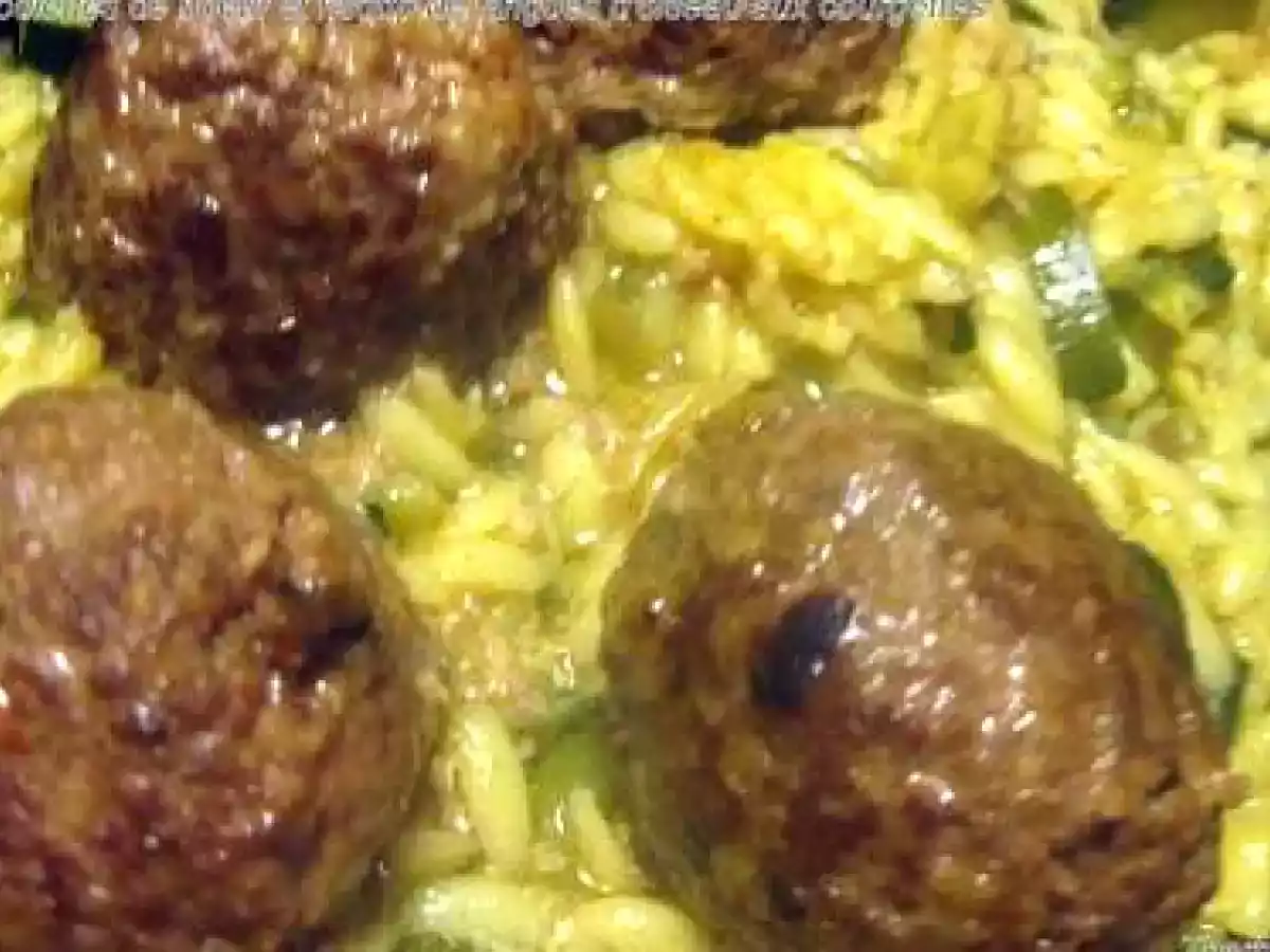 Boulettes de boeuf et risotto de langues d'oiseau aux courgettes