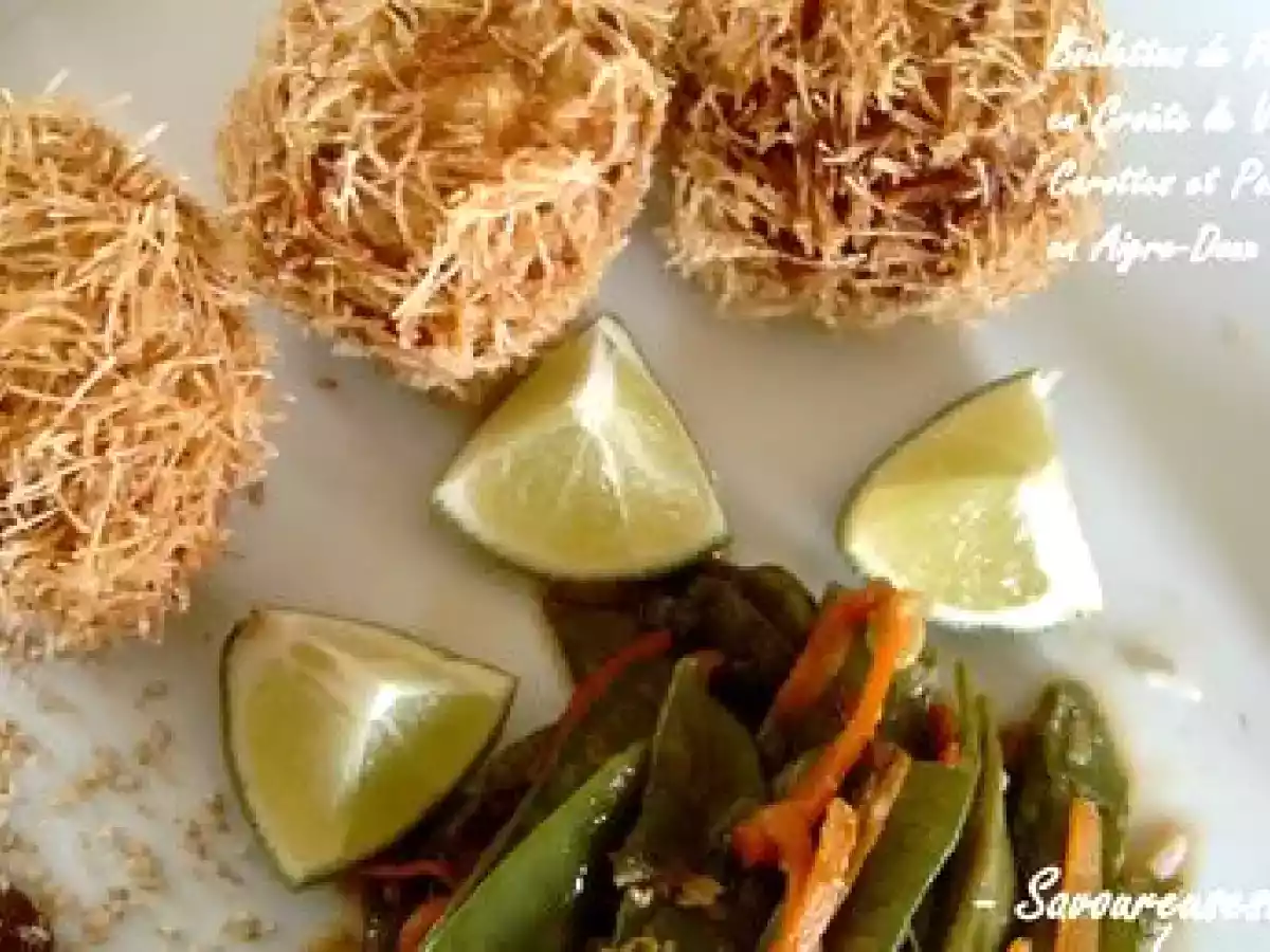 Boulettes de Poissons en Croûte de Vermicelles, Carottes et Pois gourmands en Aigre doux