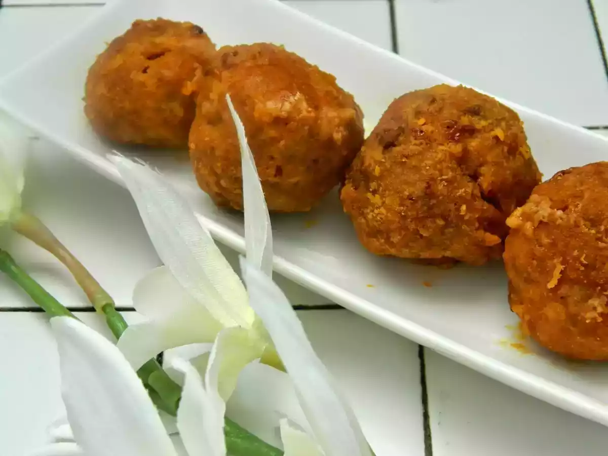 Boulettes de porc au chorizo et sa touche de tomate.