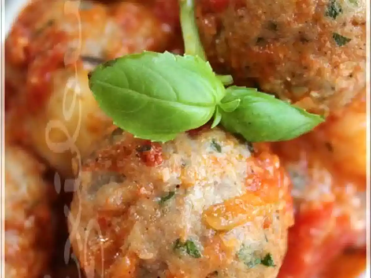 Boulettes de veau, sauce aux tomates braisées