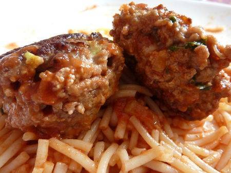 Boulettes De Viande A L Ail Des Ours Recette Ptitchef