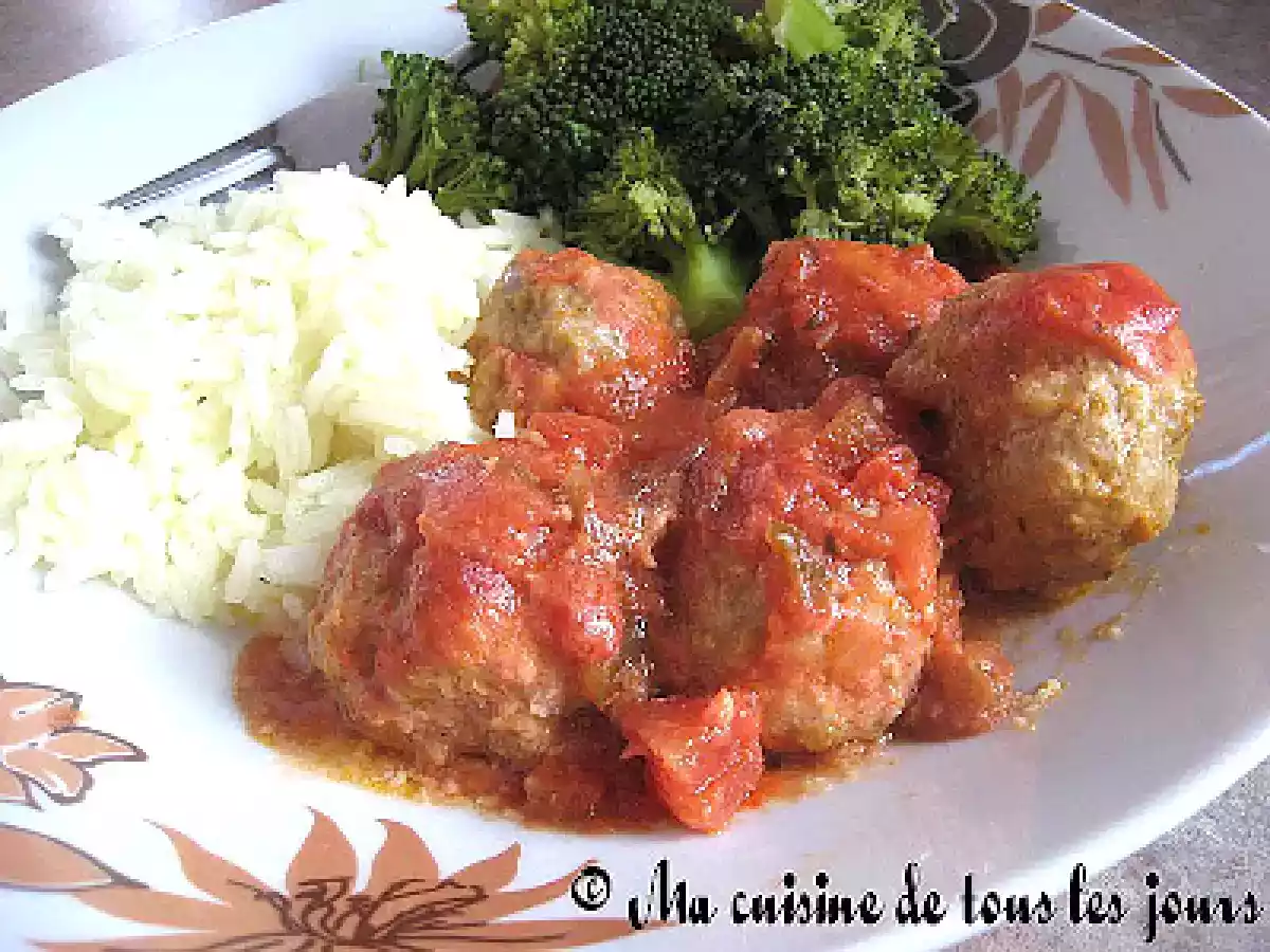 Boulettes de viande et salsa