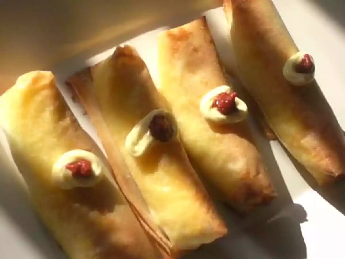 BOUREKS AUX OEUFS DURS ( bricks ) + étapes