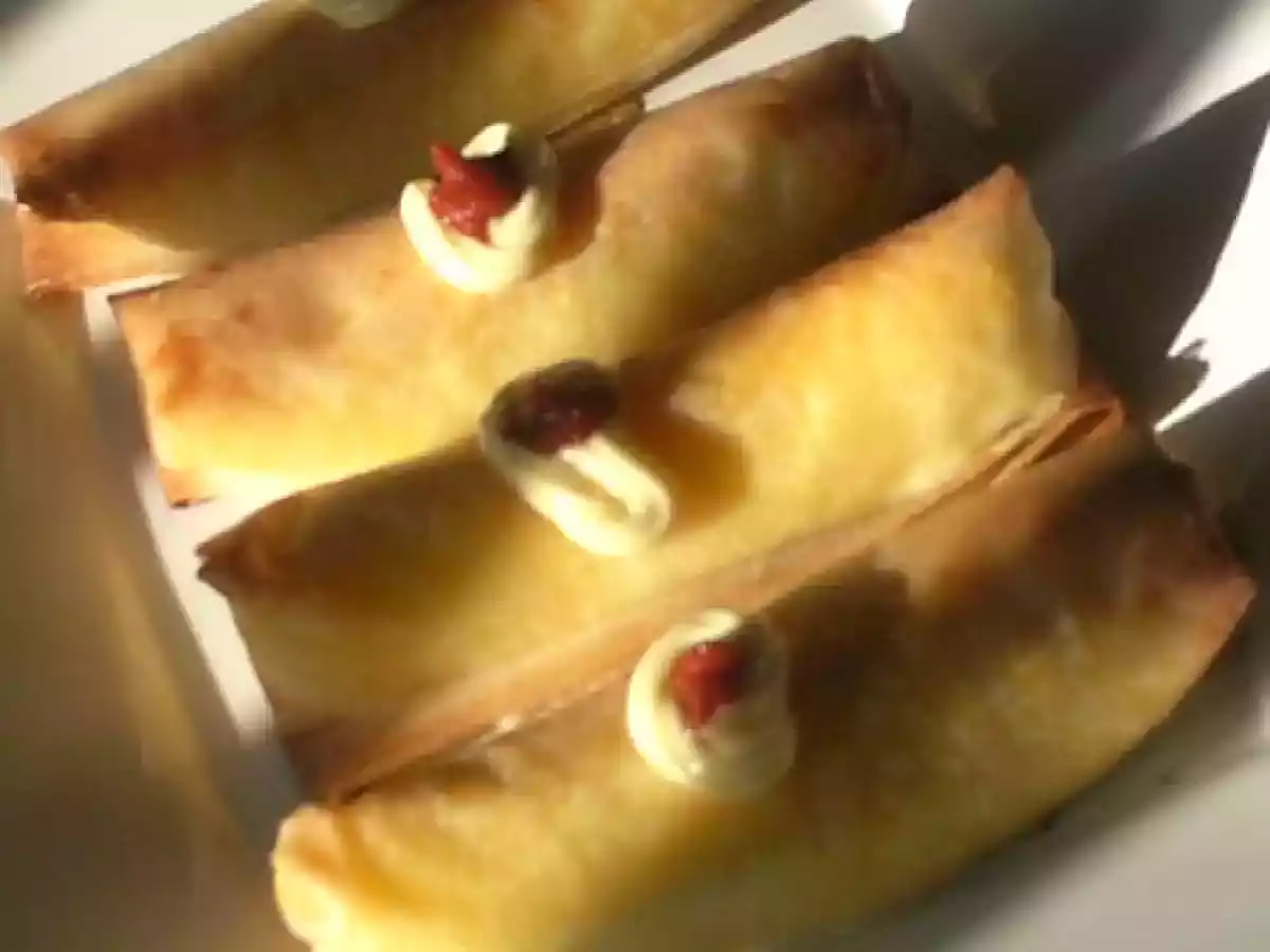 BOUREKS AUX OEUFS DURS ( bricks ) + étapes - photo 3