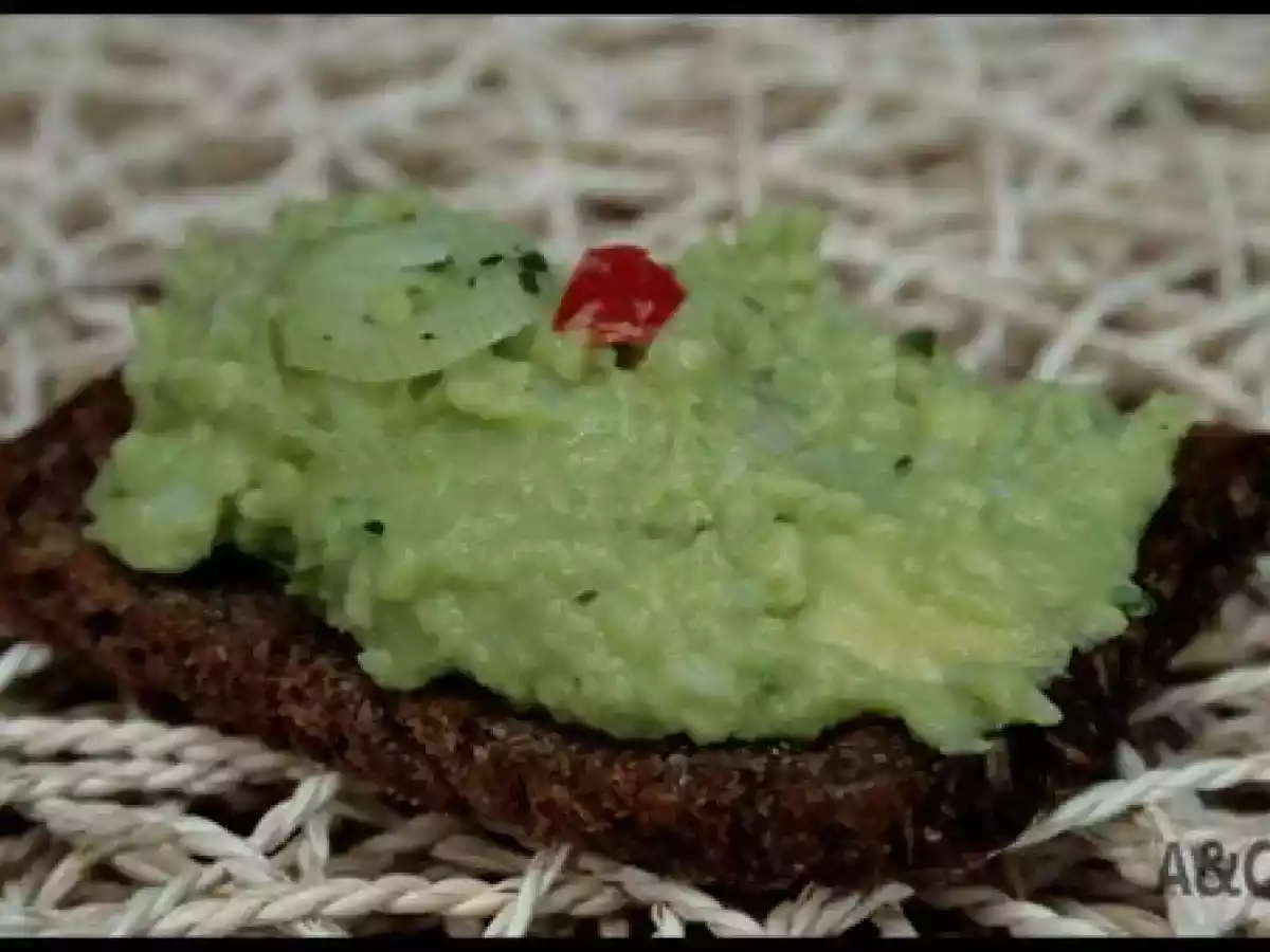 Brandade HOT ou Féroce d' avocat à la morue, piment oiseau