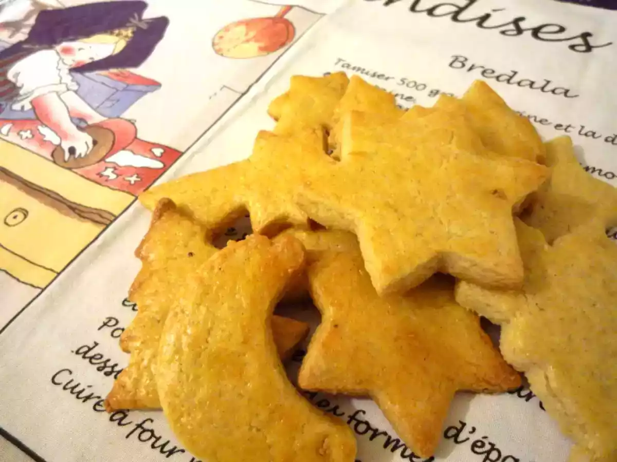 Bredele de Noël à la cannelle et aux écorces d?oranges confites