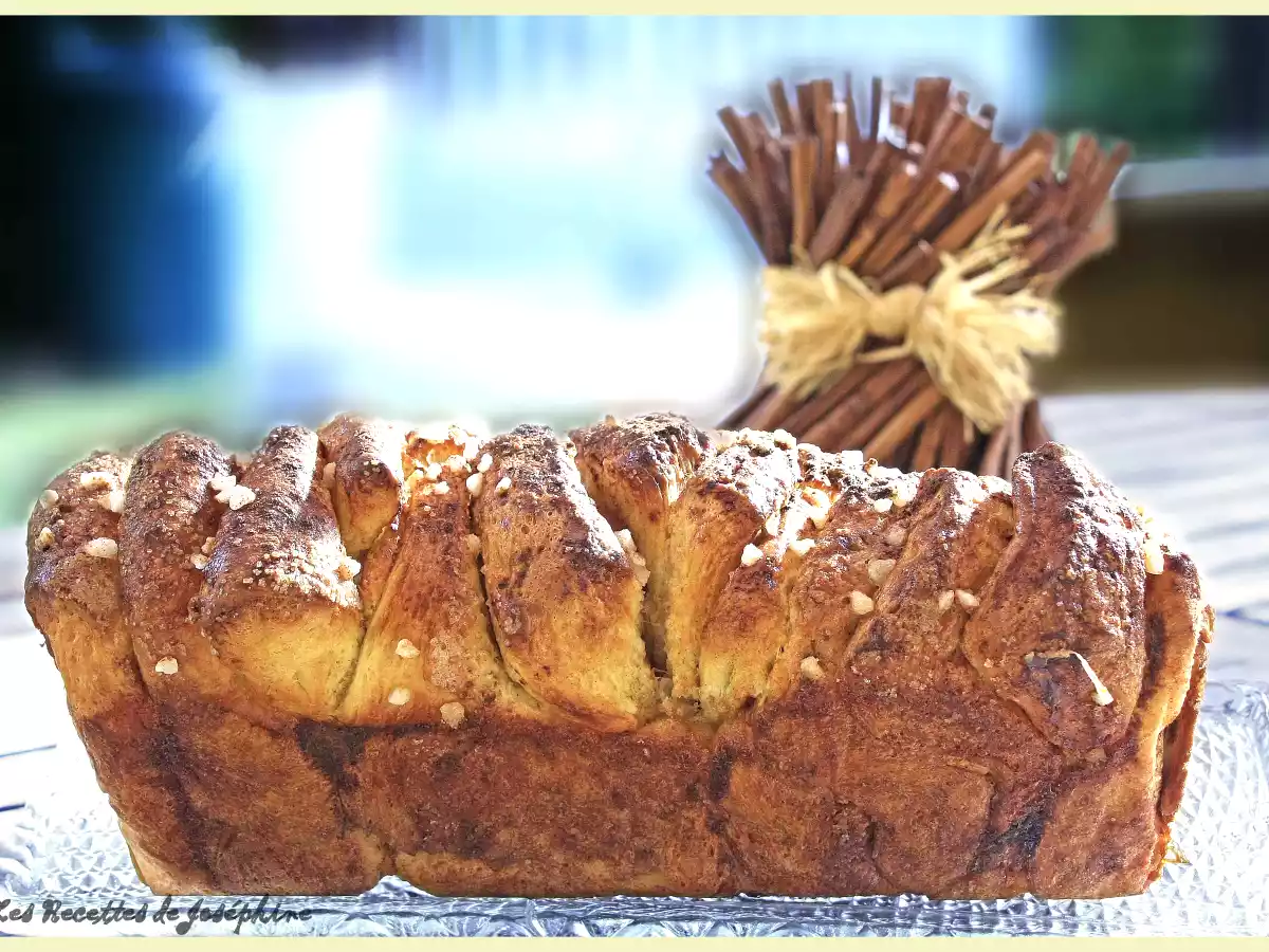 Brioche à effeuiller au sucre et à la cannelle