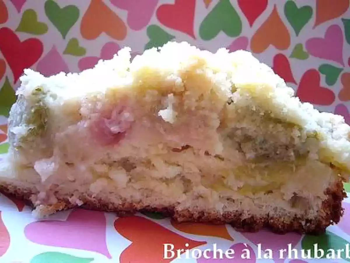 Brioche à la rhubarbe
