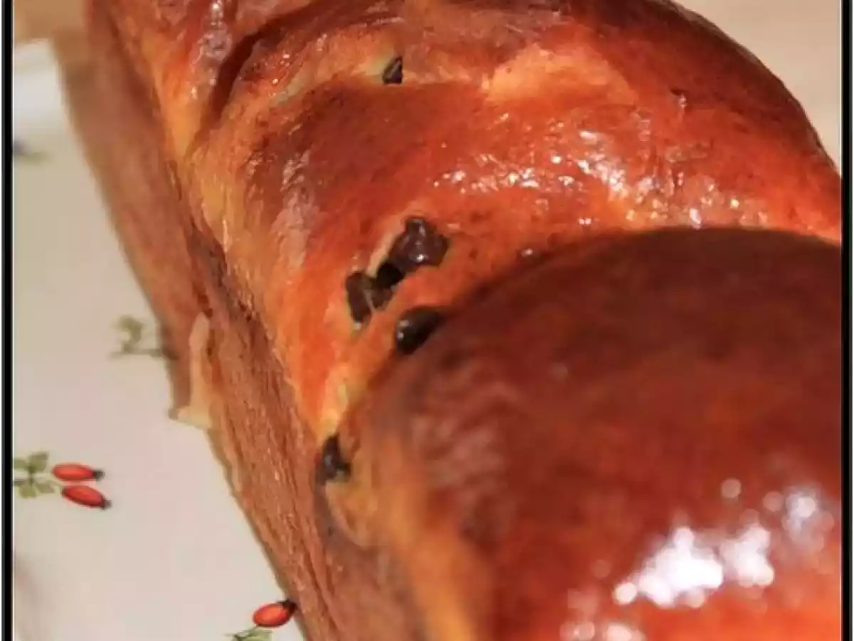 Brioche aux pépites de chocolat légère et filante