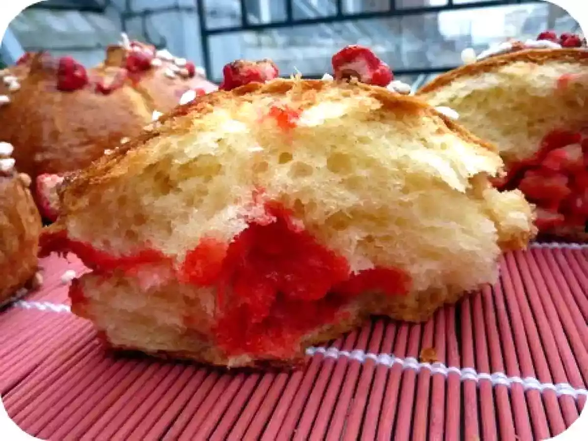 Brioche de Saint-Genix aux pralines roses ou rouges... - photo 2