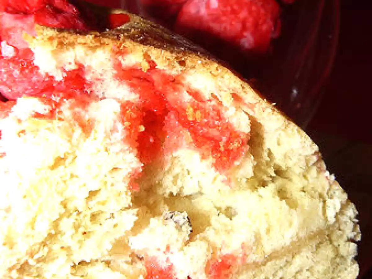 Brioche moelleuse aux pralines (ou Saint Genix)