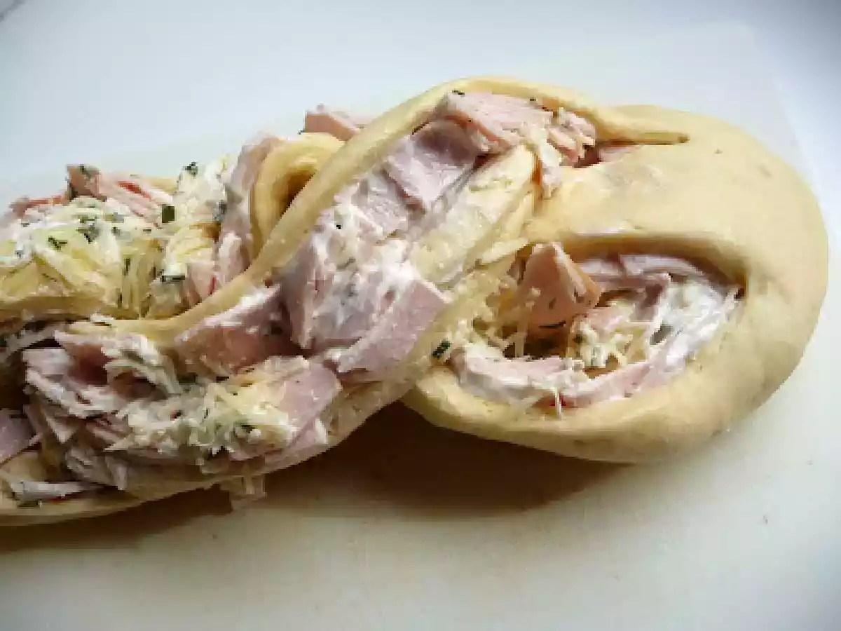 Brioche salée tressée : jambon, fromage blanc et râpé - photo 2