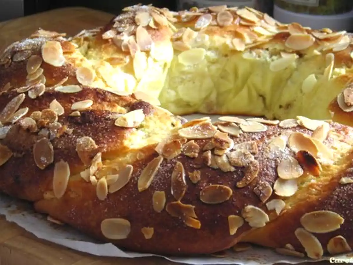 Brioche surfine à la crème d'amandes et au chocolat. - photo 3