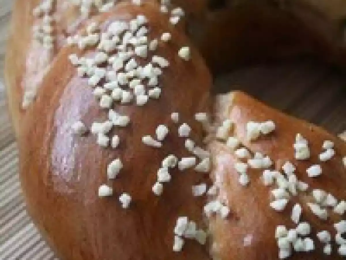 Brioche torsadée aux raisins secs et amandes - photo 2