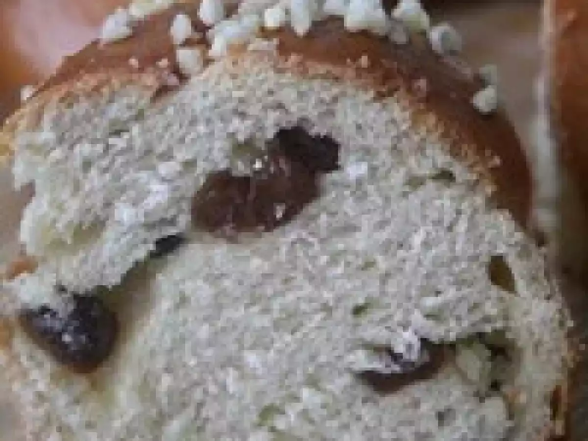 Brioche torsadée aux raisins secs et amandes - photo 5
