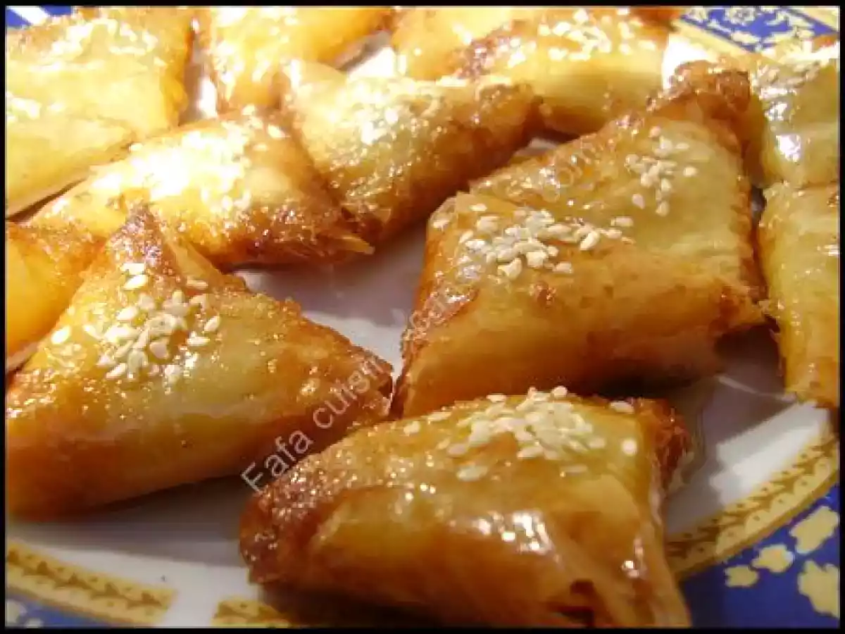 BRIOUATES AUX AMANDES