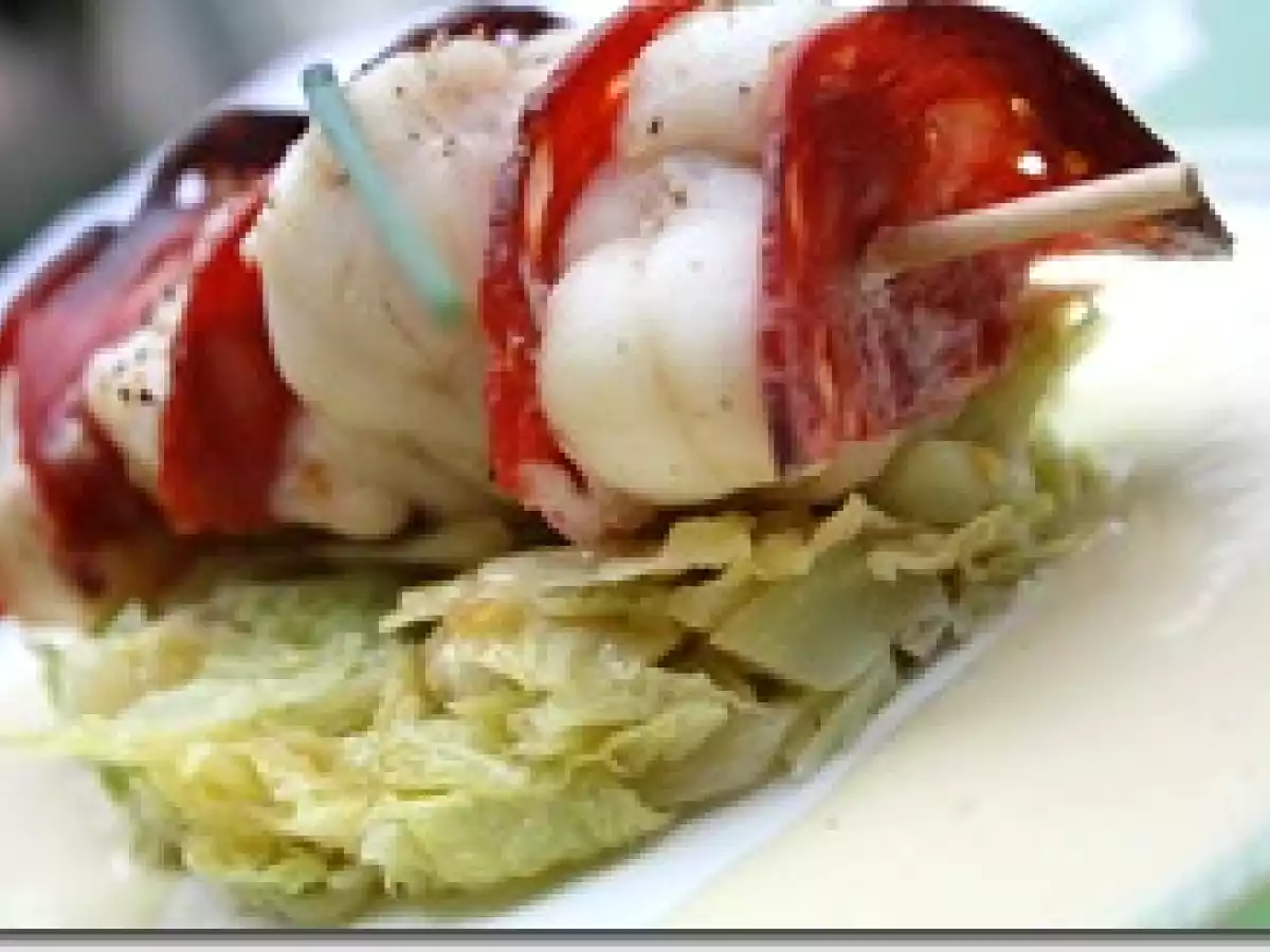 Brochette de Lotte au Chorizo et Crème Mousseuse au Safran