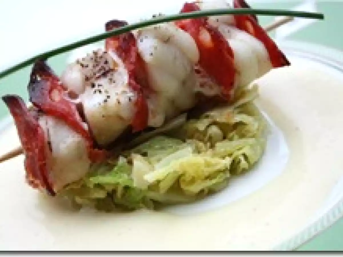 Brochette de Lotte au Chorizo et Crème Mousseuse au Safran - photo 2