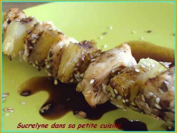 Brochette de poulet à l'ananas