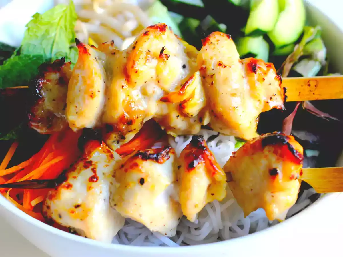 Brochette de poulet grillé à la citronnelle