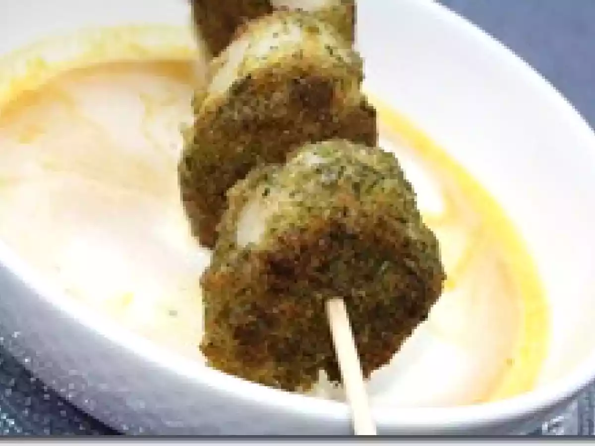 Brochette de Saint-Jacques en Croûte de Persil et Velouté de Potimarron au Curry - photo 3