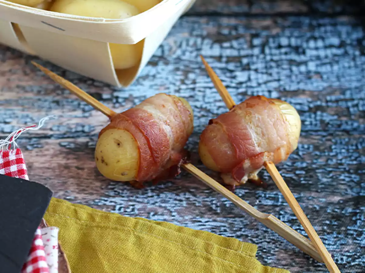 Brochettes apéritives de pommes de terre et poitrine fumée - photo 2