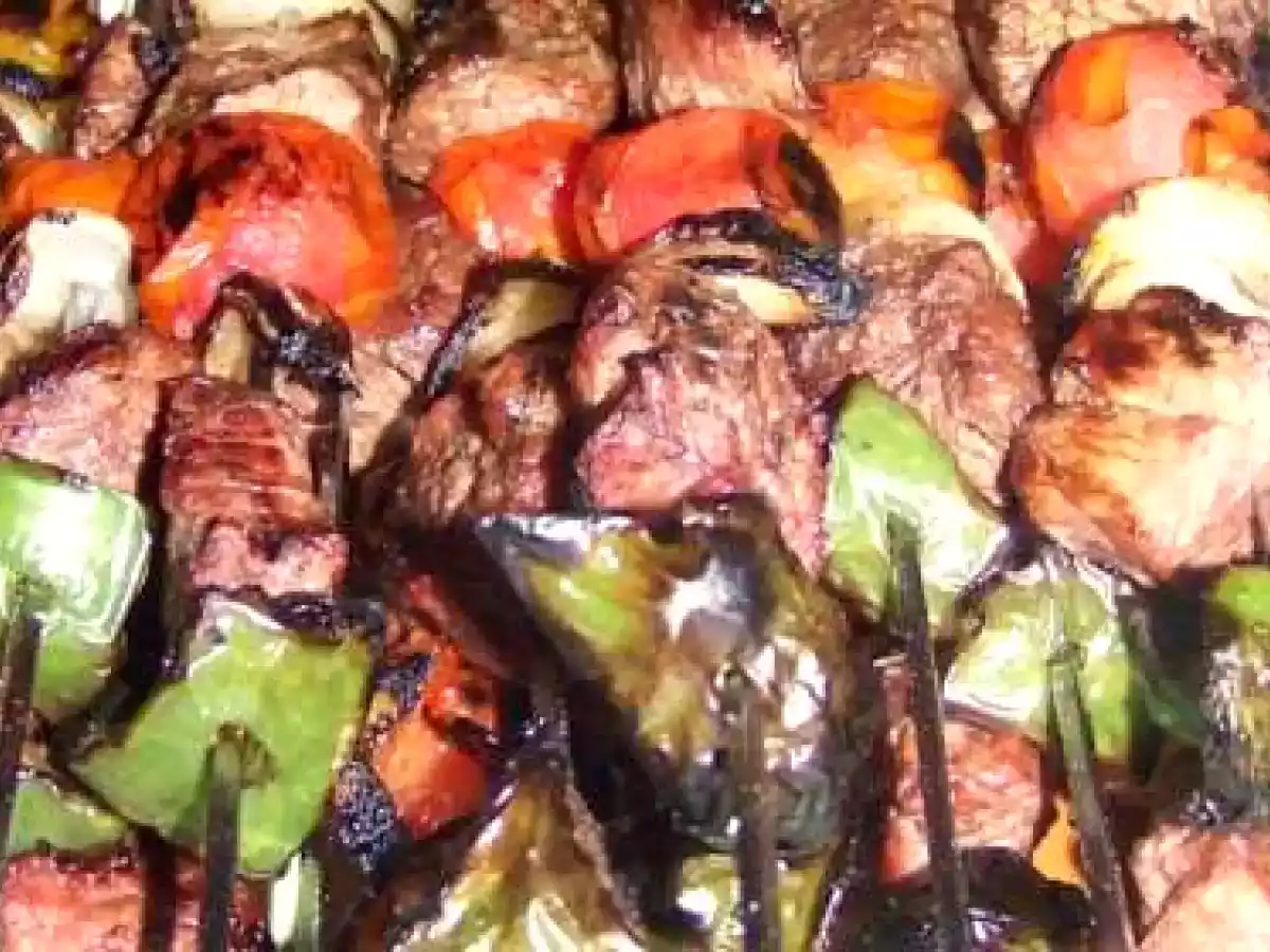 Brochettes boeuf et tomates cerises
