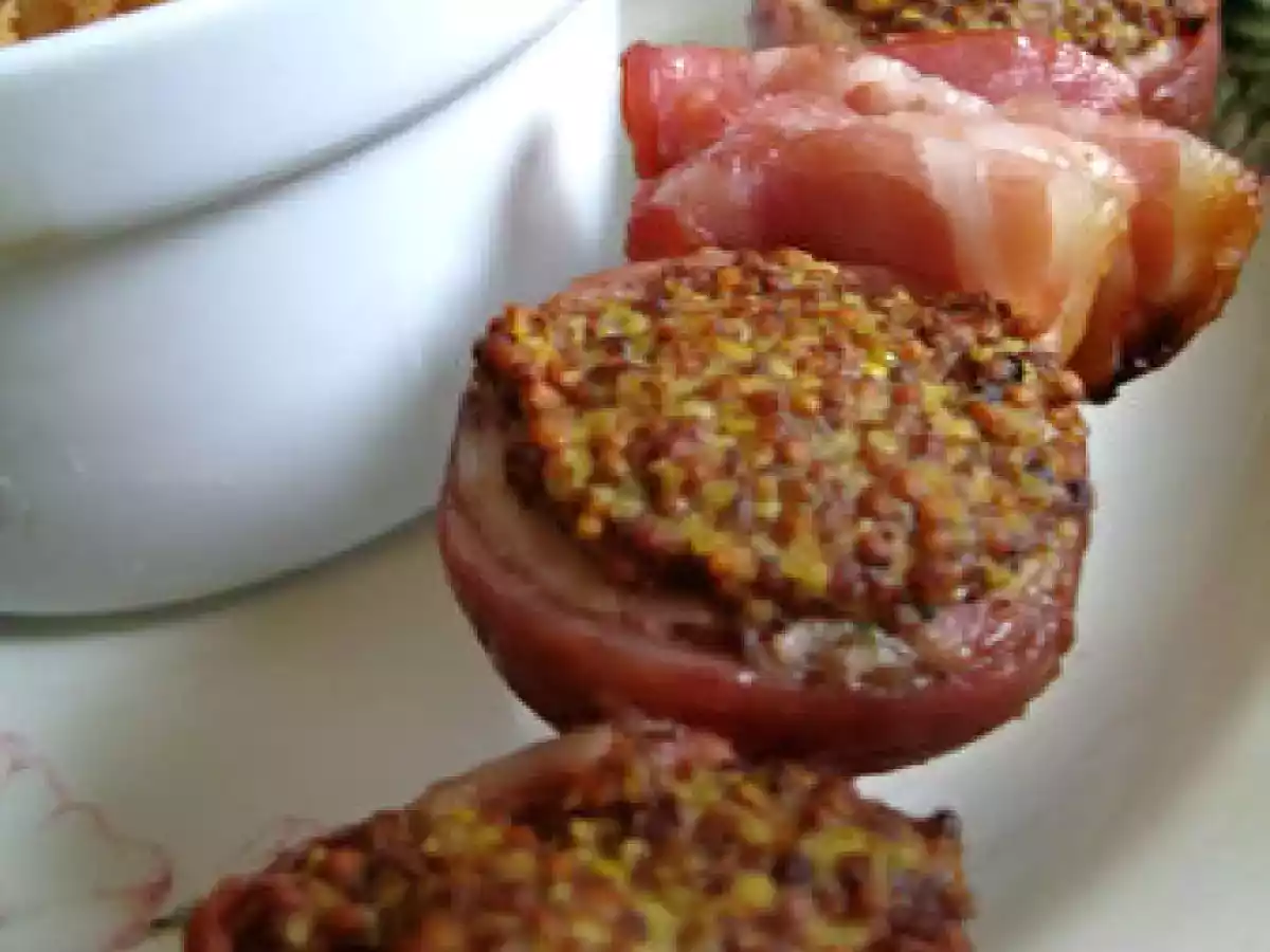 Brochettes d'andouillettes et pommes caramélisées...