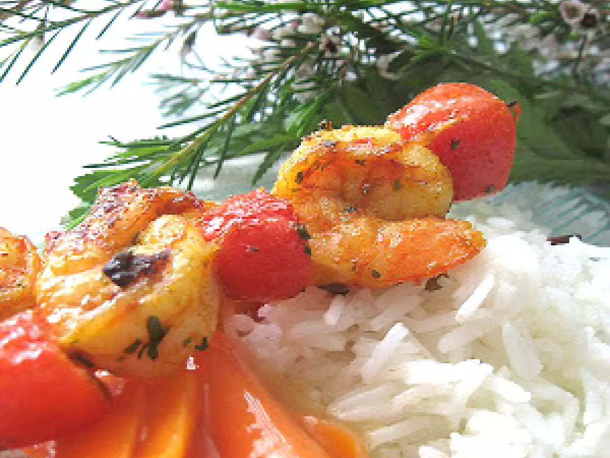 Brochettes de crevettes marinées